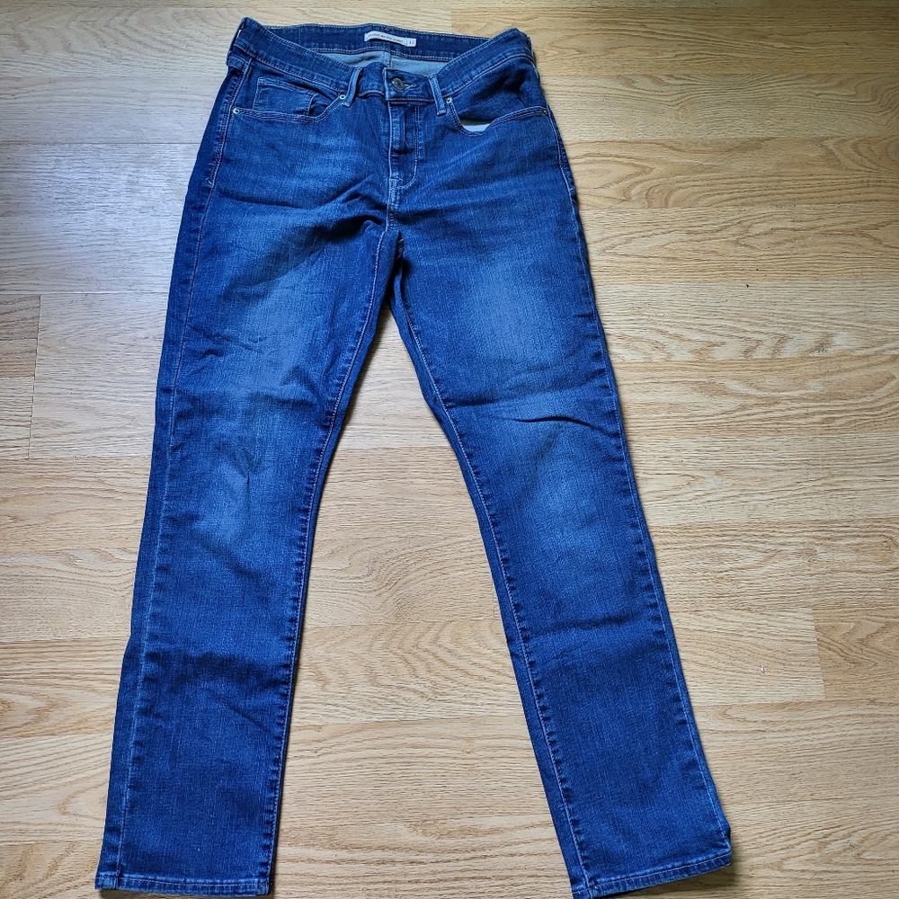 Levi's Classic Mid Rise Skinny jeans sz 12
